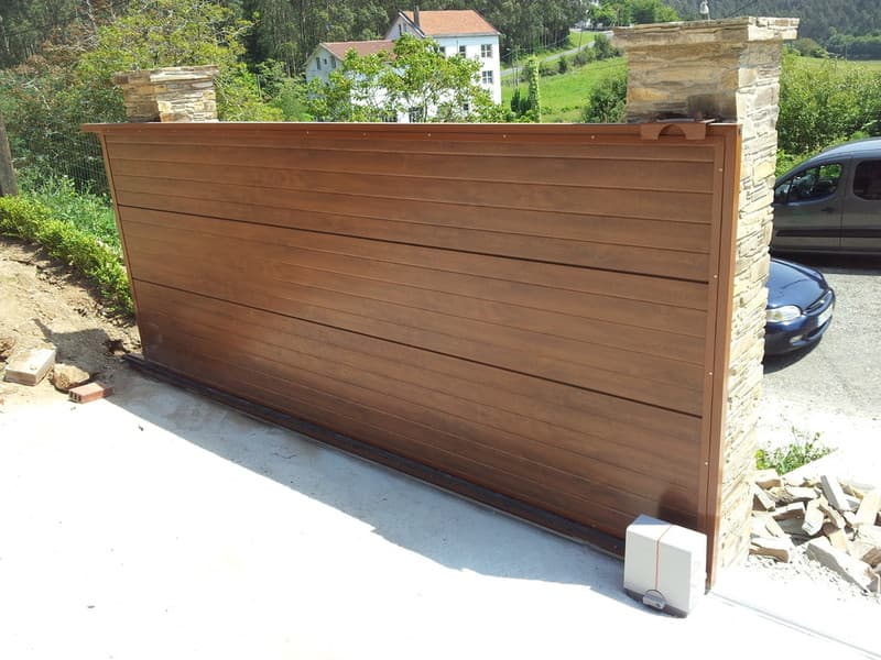 Trabajamos día a día para ofrecerle unos automatismos de gran calidad