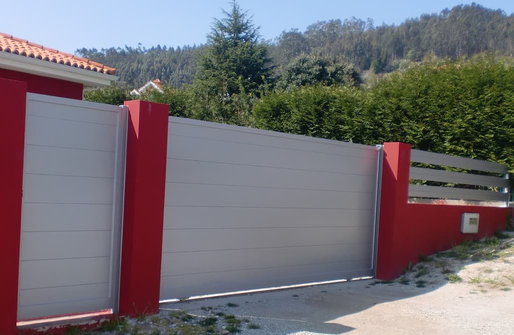 Garcal - Puerta garaje seccional en A Coruña