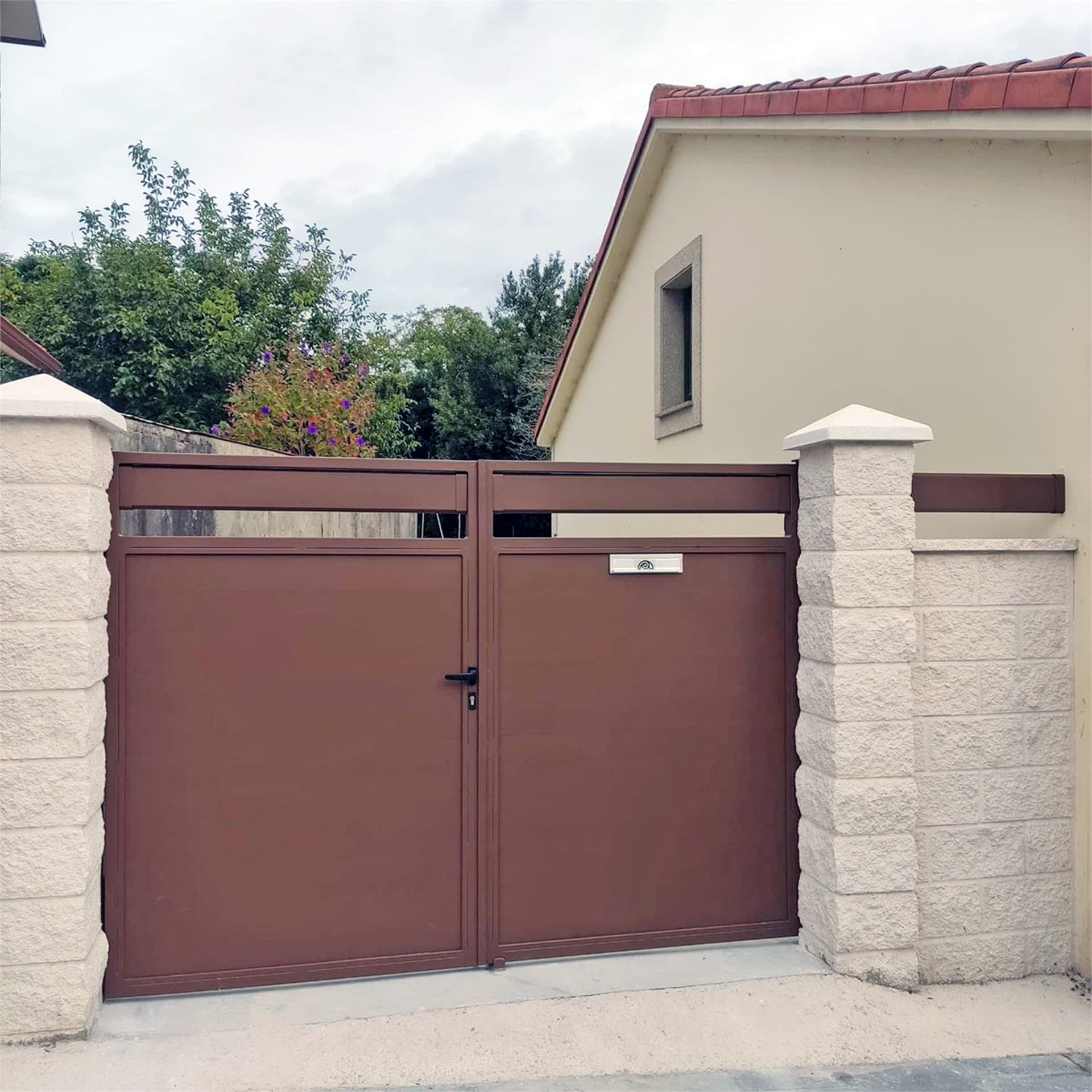 ¡También disponemos de estores para todos los gustos y necesidades!